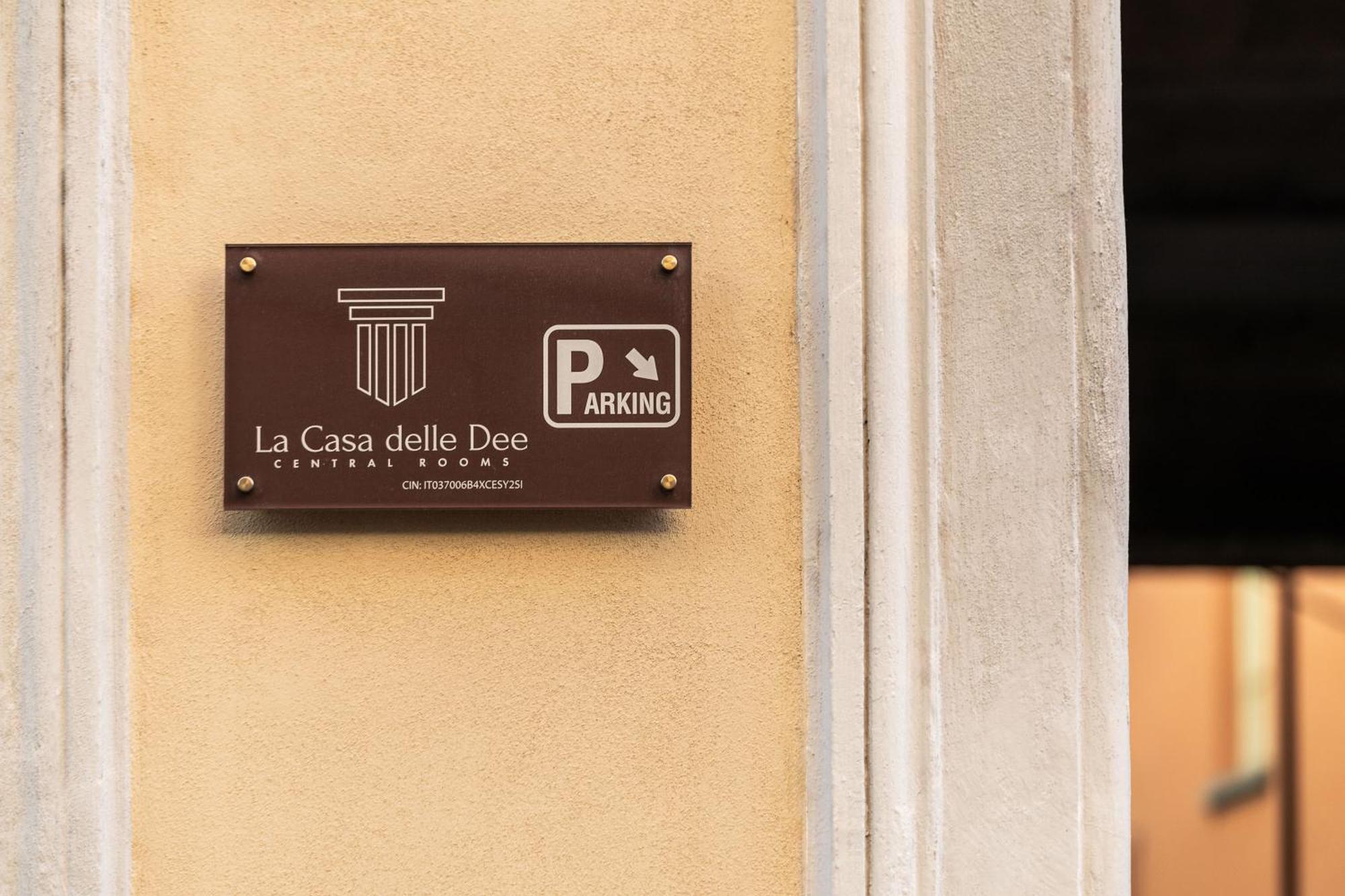 Hotel La Casa Delle Dee - Self Check-In Bologna Exterior foto